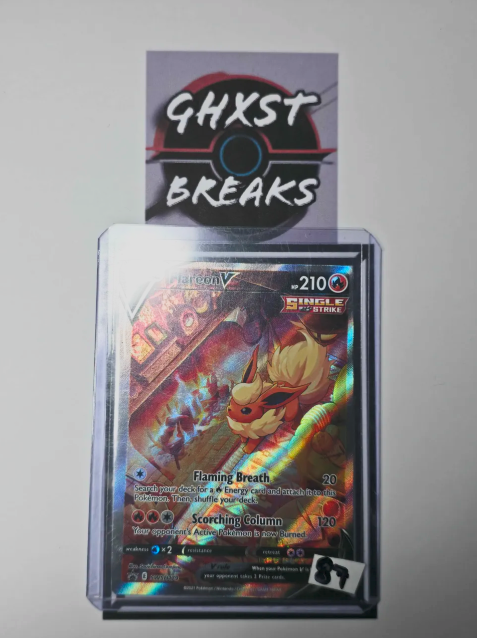 Flareon V 169/203 Alternate Art Full Art - Evolving Skies Pokémon Card