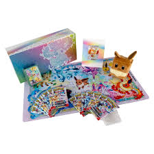 Prismatic Evolutions Super-Premium Collection Case - SV: Prismatic Evolutions